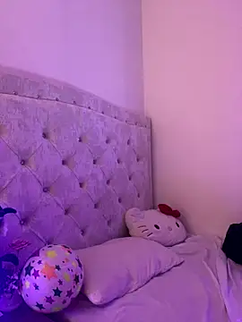 emi star online show from 12/23/25, 12:52