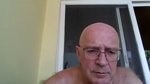 Snapshot of rudy-kralik chatting on 12/22/25, 03:53 rudy-kralik online show from 12/22/25, 03:53