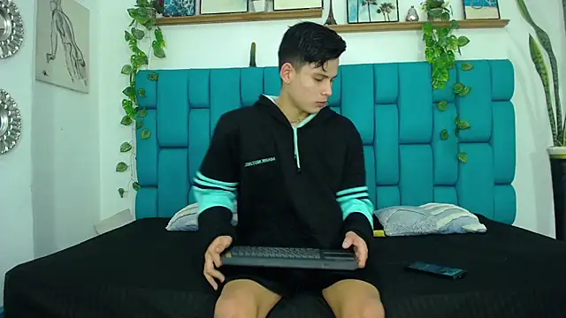 Brian hot online show from 11/01/25, 07:49