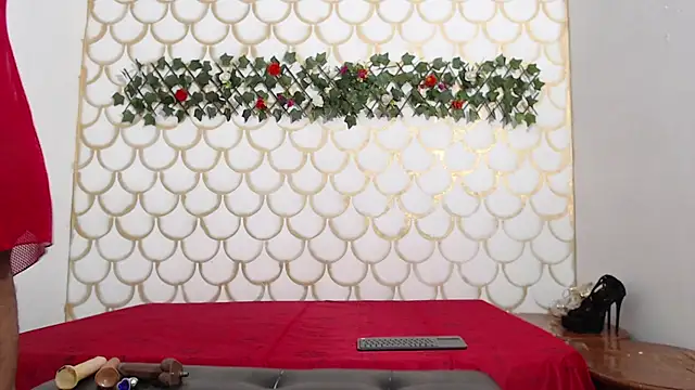 nahomy smiith online show from 02/12/26, 05:57