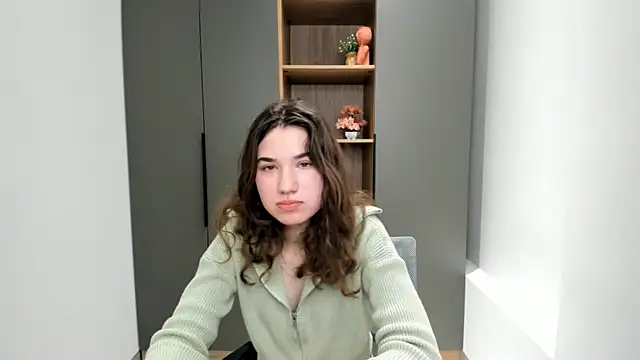 AmmieGerber online show from 10/07/25, 05:04