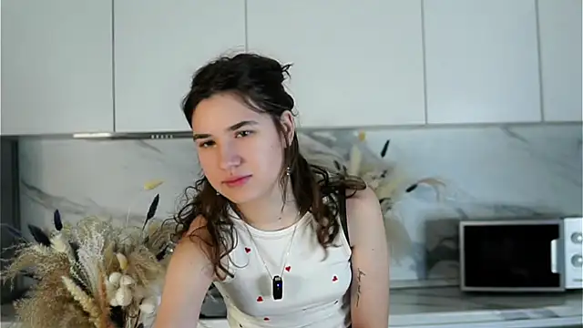 AmmieGerber online show from 10/22/25, 01:28