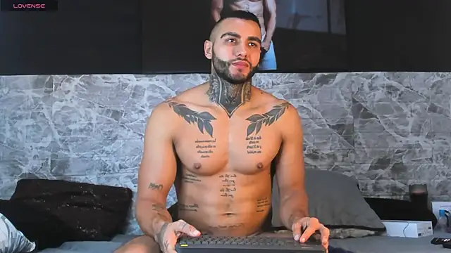 Danny Willson online show from 10/25/25, 02:02