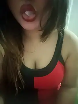 Snapshot of Beauty_Queen_Soniya chatting on 10/25/25, 07:52 Beauty Queen Soniya online show from 10/25/25, 07:52