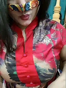 Snapshot of Beauty_Queen_Soniya chatting on 04/25/26, 07:22 Beauty Queen Soniya online show from 04/25/26, 07:22
