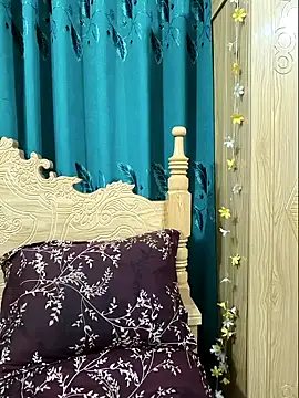 Snapshot of Beauty_Queen_Soniya chatting on 05/03/26, 11:55 Beauty Queen Soniya online show from 05/03/26, 11:55