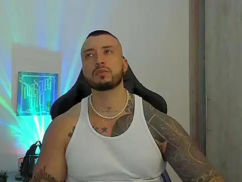 Dave-Max01 online show from 10/27/25, 11:09