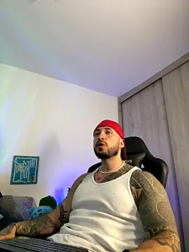 Dave-Max01 online show from 11/13/25, 02:32