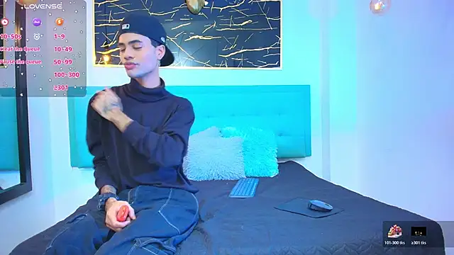 JacobBlackwell  online show from 11/12/25, 04:13