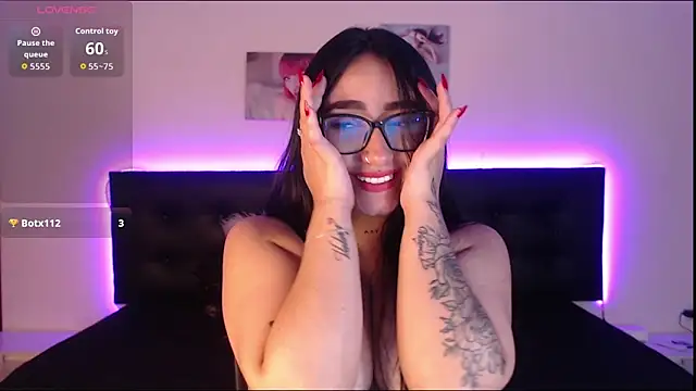 SeleneMore online show from 04/04/26, 10:18