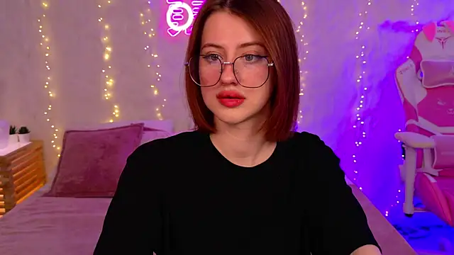 JessiJull online show from 11/08/25, 05:12