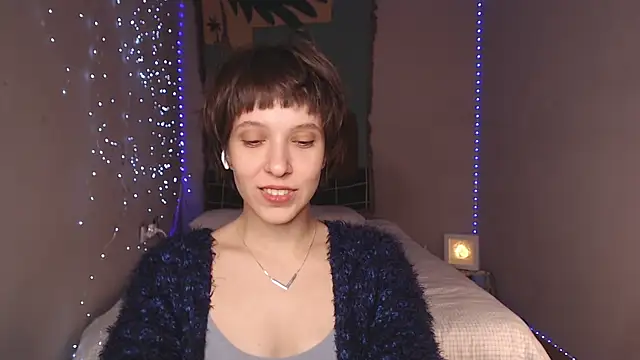 YourHotExSAndra online show from 11/27/25, 07:38