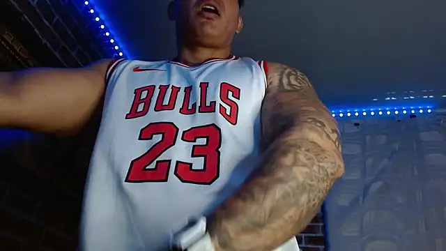 jordan bigcock  online show from 03/19/26, 01:04