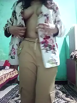 Hornyme18 online show from 11/21/25, 04:05