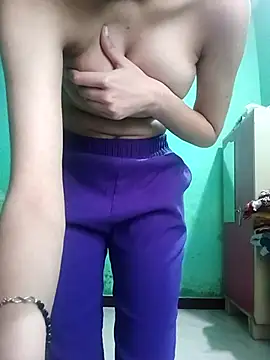 Hornyme18 online show from 12/01/25, 05:56