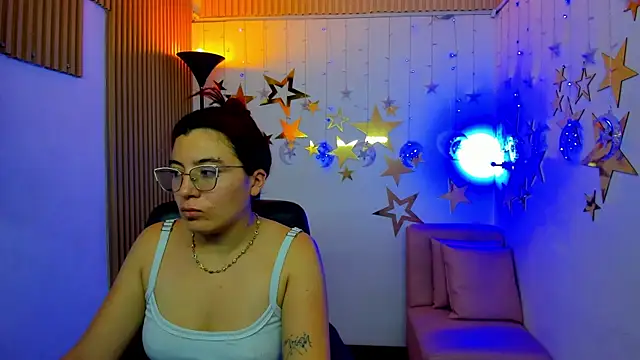 Snapshot of allison_mc chatting on 07/23/26, 03:37 allison mc online show from 07/23/26, 03:37