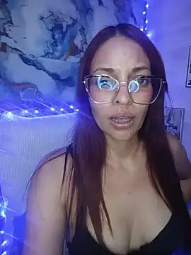 Snapshot of cerecita_anna chatting on 06/07/26, 11:52 cerecita anna online show from 06/07/26, 11:52