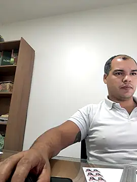 Snapshot of BigCockGostosoDaPorra chatting on 10/22/25, 01:22 BigCockGostosoDaPorra online show from 10/22/25, 01:22