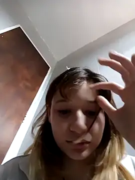 Snapshot of EmuOtori chatting on 02/21/26, 01:12 EmuOtori online show from 02/21/26, 01:12