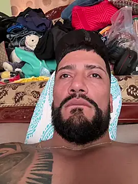 Santiago hot19 online show from 11/21/25, 05:55