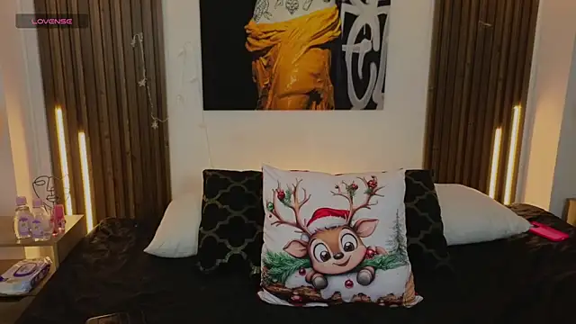 Kitty Bombon online show from 12/03/25, 08:18