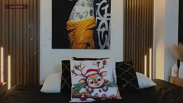 Kitty Bombon online show from 12/04/25, 07:44