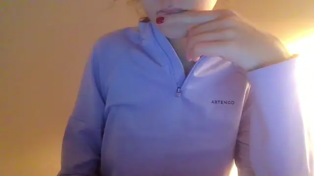 SuperValentina online show from 02/12/26, 01:39