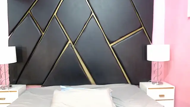 Alex Millerss online show from 12/04/25, 11:46