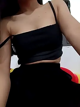 Snapshot of Sexynice_baby chatting on 10/29/25, 06:26 Sexynice baby online show from 10/29/25, 06:26