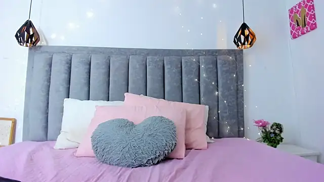 Amara18   online show from 03/11/26, 07:42