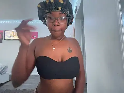 twerkaholic120 online show from 10/21/25, 03:46