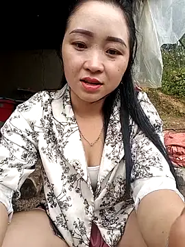 miemie-xx online show from 10/14/25, 02:01