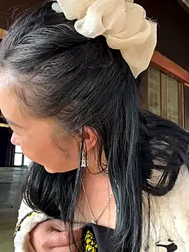 miemie-xx online show from 12/02/25, 07:36