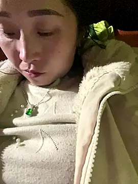 miemie-xx online show from 12/18/25, 01:28