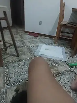 Snapshot of Merlin2310 chatting on 01/10/26, 06:04 Merlin2310 online show from 01/10/26, 06:04