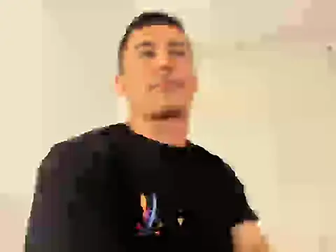 Snapshot of Muscle_man07 chatting on 11/13/25, 09:47 Muscle man07 online show from 11/13/25, 09:47