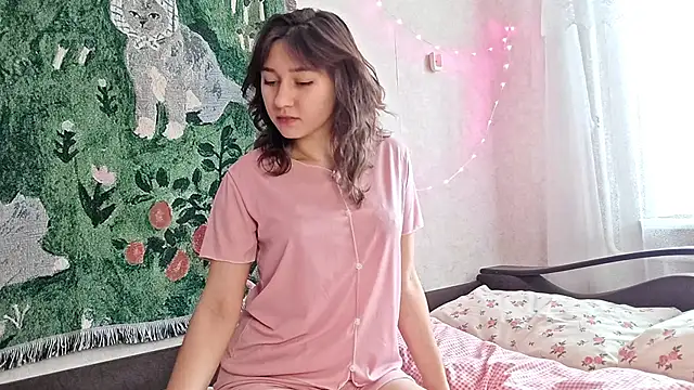 MiaLovelyOne online show from 03/21/26, 10:20