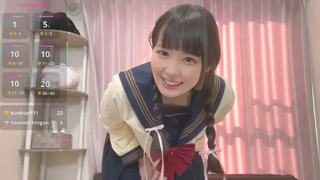 mai-chan  online show from 11/22/25, 02:54