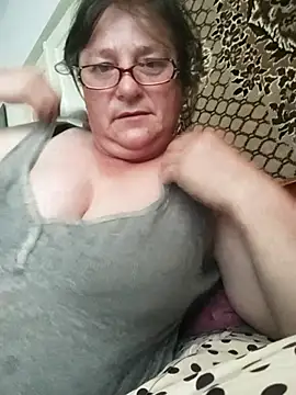 Snapshot of MilaCold5443 chatting on 06/27/26, 05:56 MilaCold5443 online show from 06/27/26, 05:56