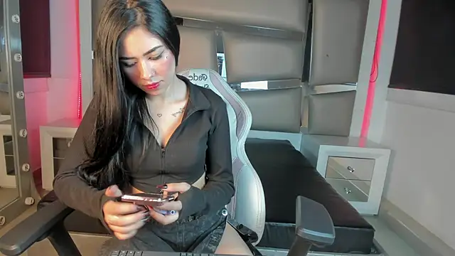 Violeta js online show from 11/10/25, 03:49