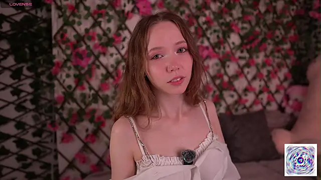 Petite Polly online show from 11/15/25, 06:15