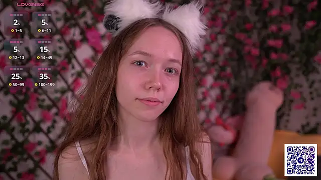 Petite Polly online show from 11/23/25, 06:08