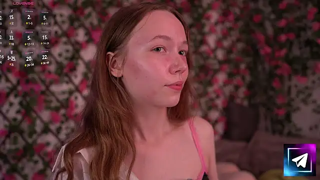 Petite Polly online show from 11/30/25, 06:12