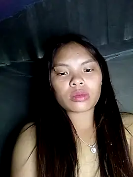 hello-cute online show from 11/11/25, 02:11