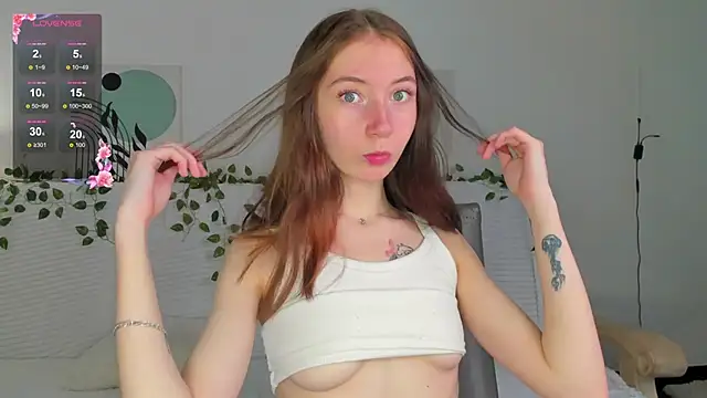 try love  online show from 11/26/25, 08:04