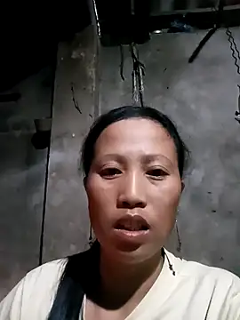 Snapshot of jerry-xx chatting on 11/17/25, 09:48 jerry-xx online show from 11/17/25, 09:48