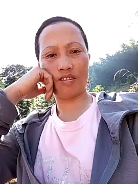 Snapshot of jerry-xx chatting on 12/01/25, 03:44 jerry-xx online show from 12/01/25, 03:44