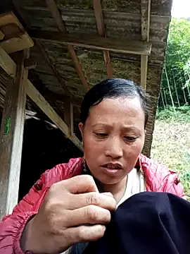 Snapshot of jerry-xx chatting on 12/18/25, 03:56 jerry-xx online show from 12/18/25, 03:56