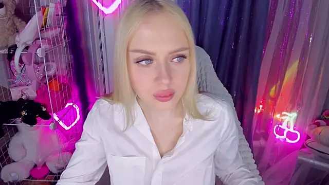 CeaneLino online show from 03/16/26, 03:49