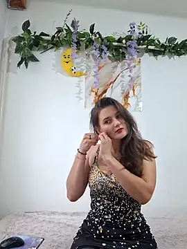 Snapshot of Nika_aa chatting on 05/18/26, 04:02 Nika aa online show from 05/18/26, 04:02